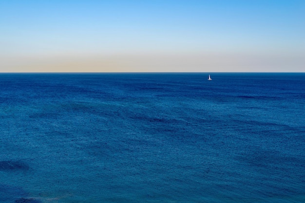 海の風景と地平線