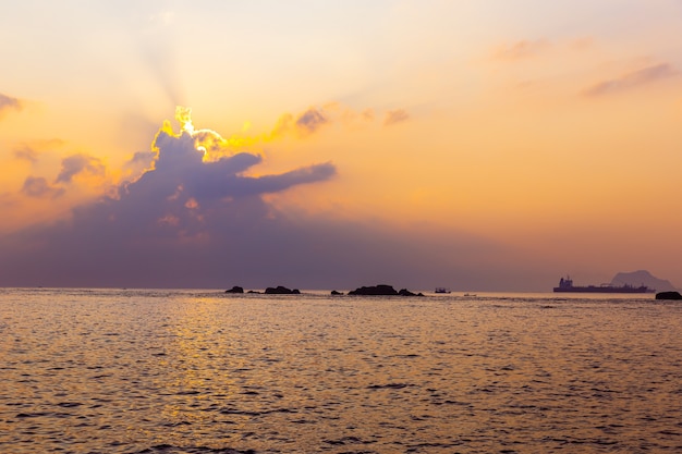 海朝海と日没と台湾海のロングシャッター速度