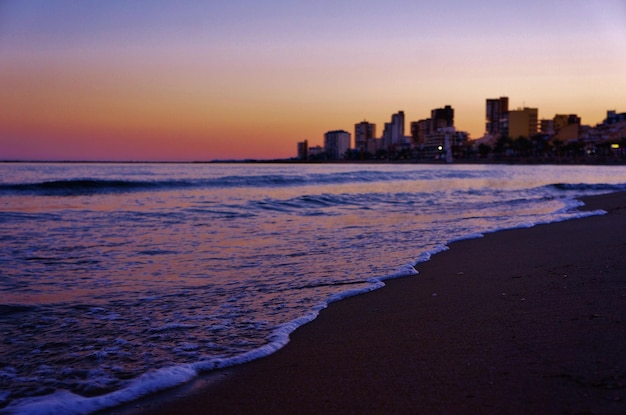 Foto il mare al tramonto