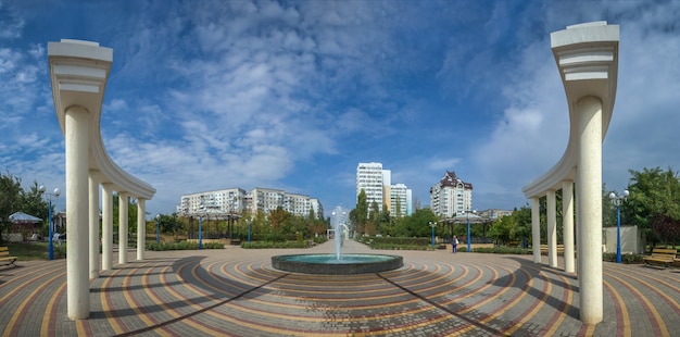 ウズベキスタンのシーサイドパーク、ウクライナ