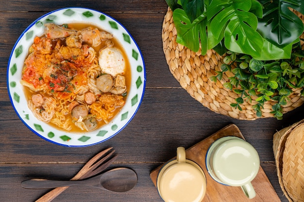 себлак - соленое и пряное сунданское блюдо, происходящее из сунданского региона на западе Явы.