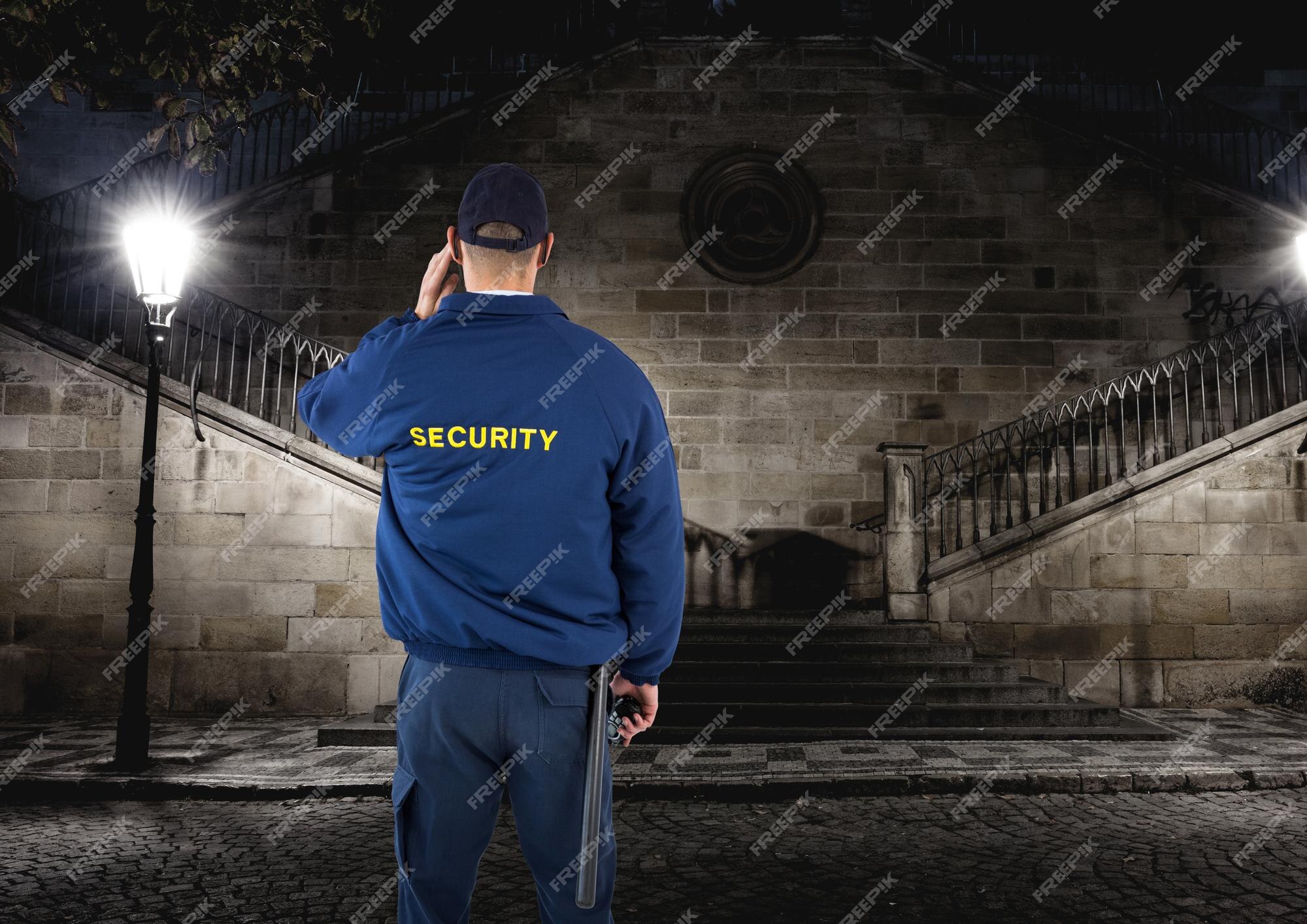 Flanked by security guards hi-res stock photography and images - Alamy