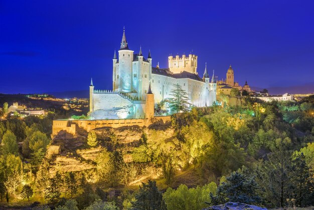 Photo segovia spain skyline