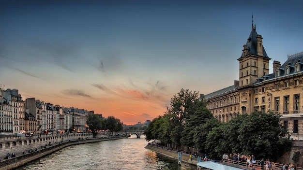 Seine pont neuf