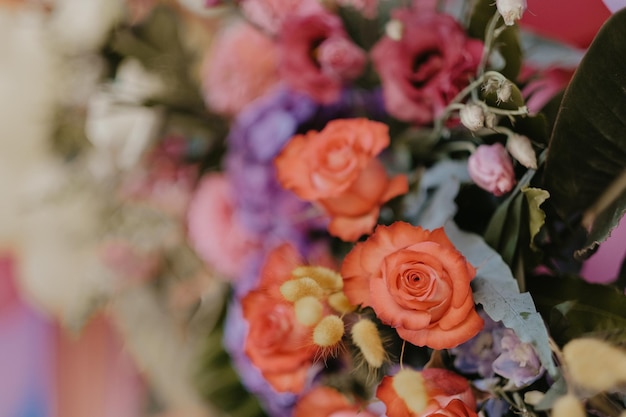 Selective focus shot of a beautiful roses bouquet