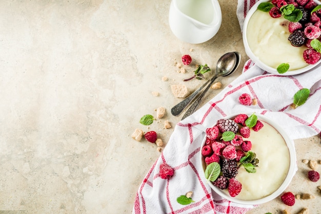 Semolina porridge with fresh berries