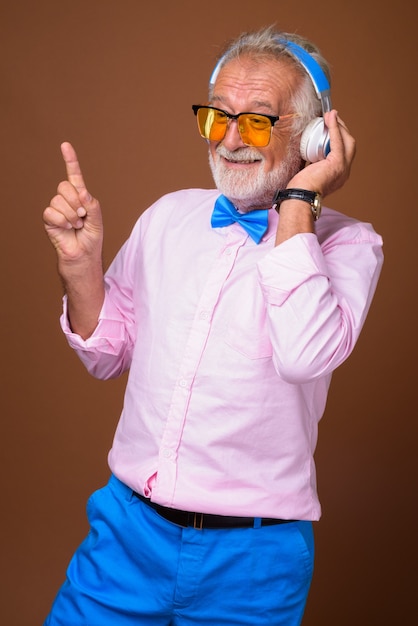 Senior handsome man wearing stylish clothes