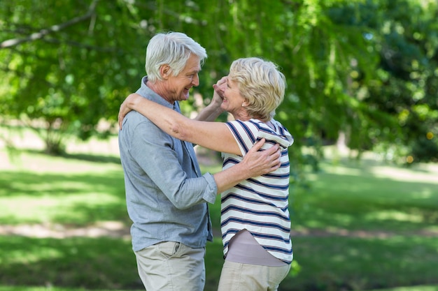 Senior koppel dansen