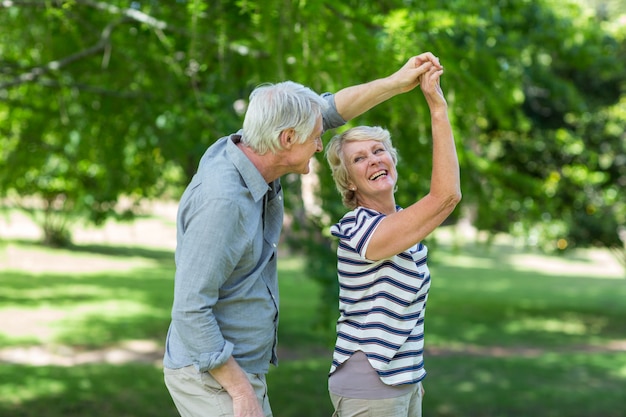 Senior koppel dansen