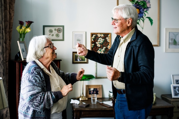 Senior koppel dansen