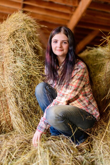 Foto stile di ragazza di campagna dell'ultimo anno