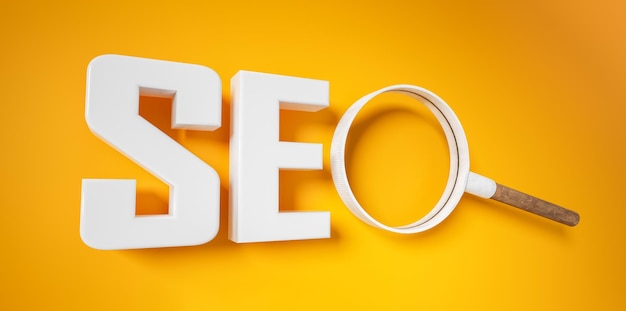 SEO Search Engine Optimization tekst en vergrootglas op felgele achtergrond Idee Visie Strategie Analyse Trefwoord en Content concept banner