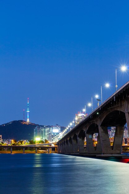 Photo seoul city at night