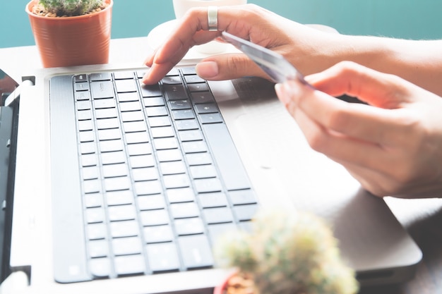 Photo service keyboard lifestyle purchase woman closeup