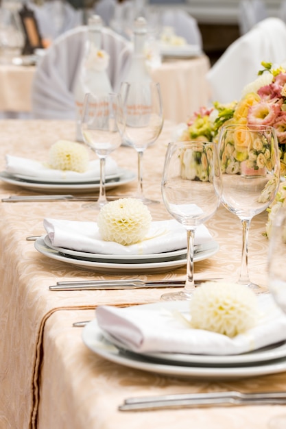 Serving in a restaurant decorated with flowers