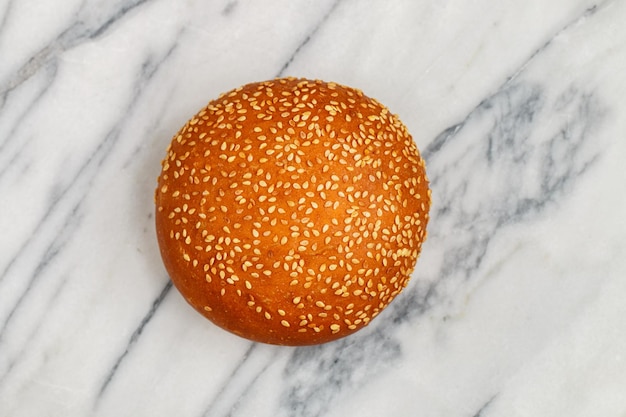 Sesambroodje voor hamburger of cheeseburger
