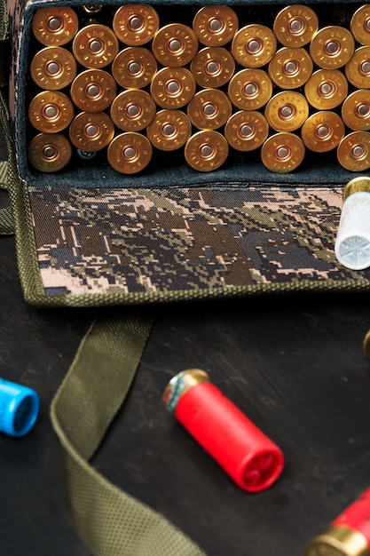 狩猟用散弾銃用の薬きょうのセット