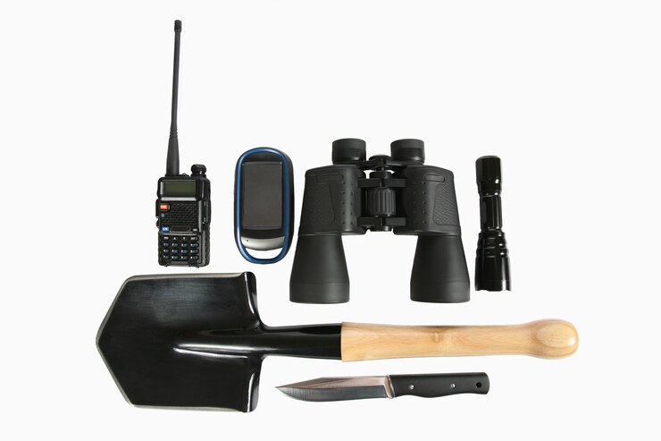 Photo the set of different items for hiking