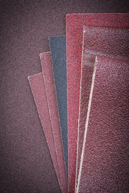 Photo set of sandpaper on polishing sheet