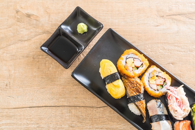 Set van sushi en maki roll