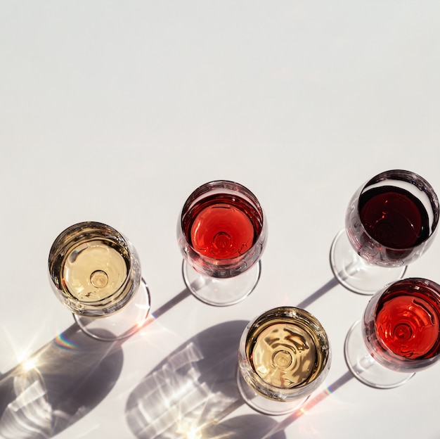 Set of wine in glasses.