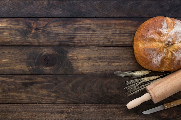 Photo set with bread rolling pin and knife