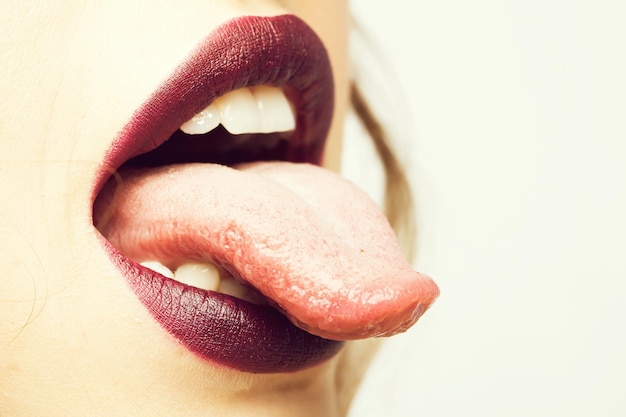 Сексуальные женские губы
