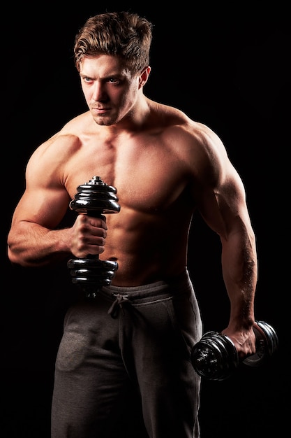 Sexy muscular fitness man