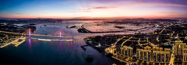 Shantou City Provincie Guangdong China Chinese vertaling op de brug Shantou Queshi bridge