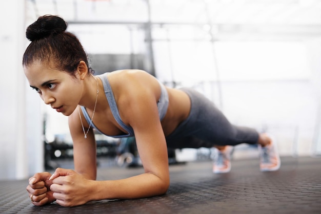 She gets stronger with every set                                  person
