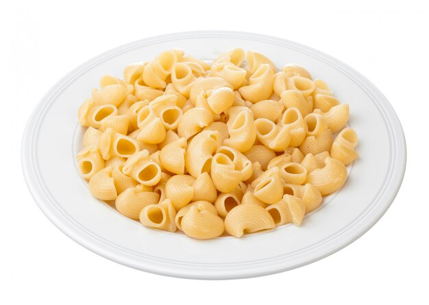 Shell pasta in bowl, isolated