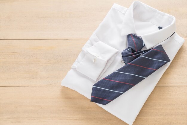 Photo shirt with necktie