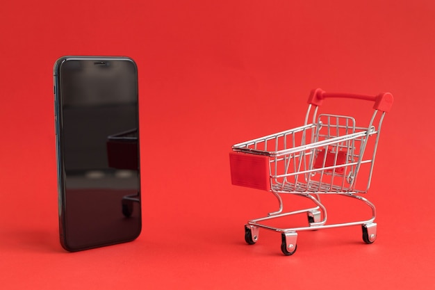 Shopping cart and smartphone