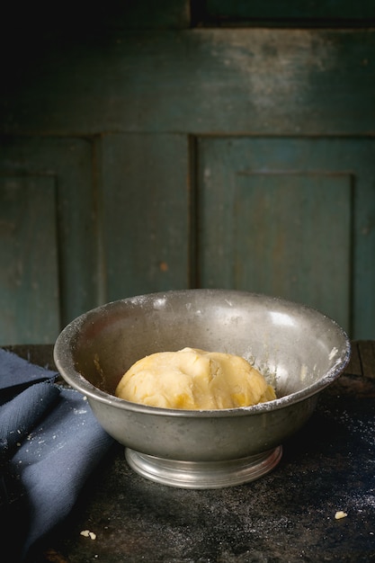 Shortcrust pastry dough