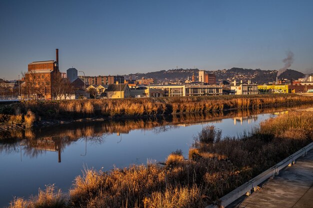 Photo shot of city of launceston agaisnt river in australia