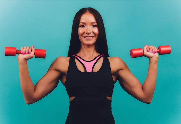 Shot van een sportieve jonge vrouw met halters Actief sportief leven wellness