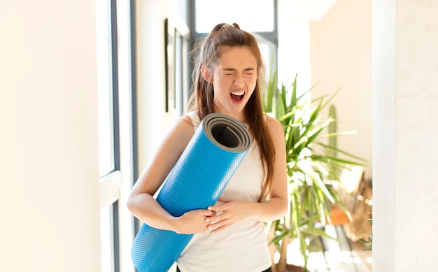 shouting aggressively, woman looking very angry, frustrated, outraged or annoyed, screaming no