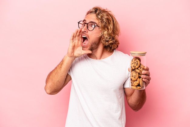 Shouting and holding palm near opened mouth