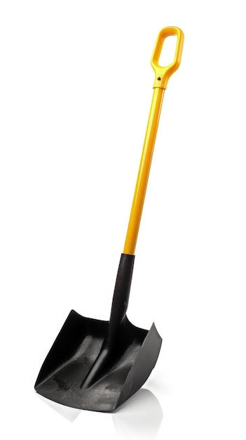 лопата с черной ручкой и желтой ручкой