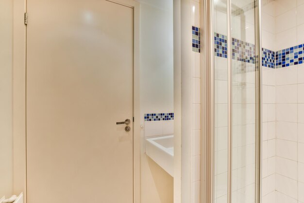 사진 현대적인 욕실의 샤워 박스