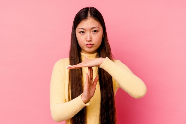 Showing a timeout gesture