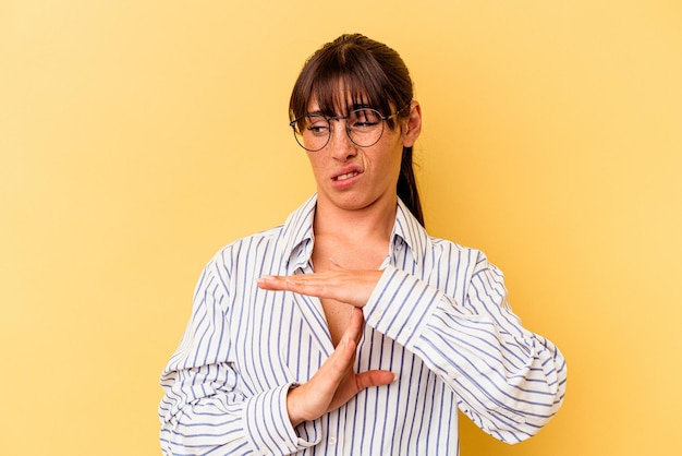 Showing a timeout gesture