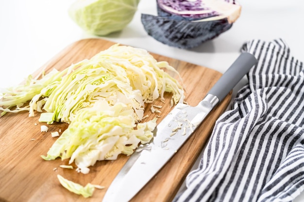 Photo shredding cabbage