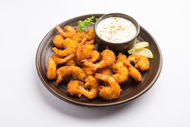 Shrimp fritters or prawn bajji or jheenga pakodaÃÂÃÂÃÂÃÂ or kolambi or zinga pakora, Indian snack food