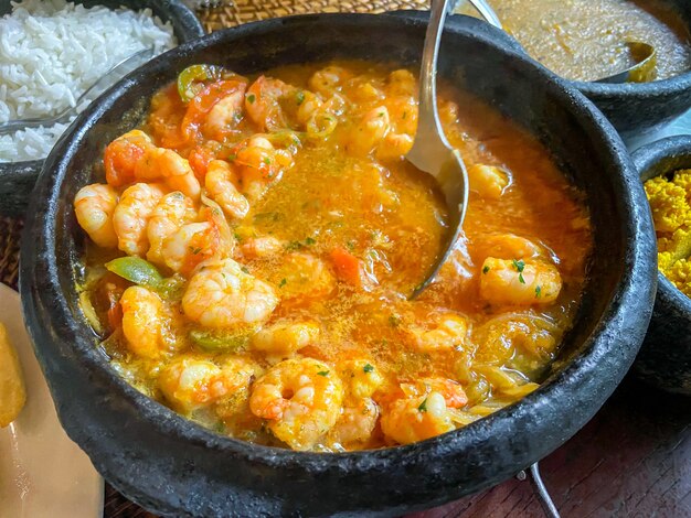 Shrimp stew in the clay pot.