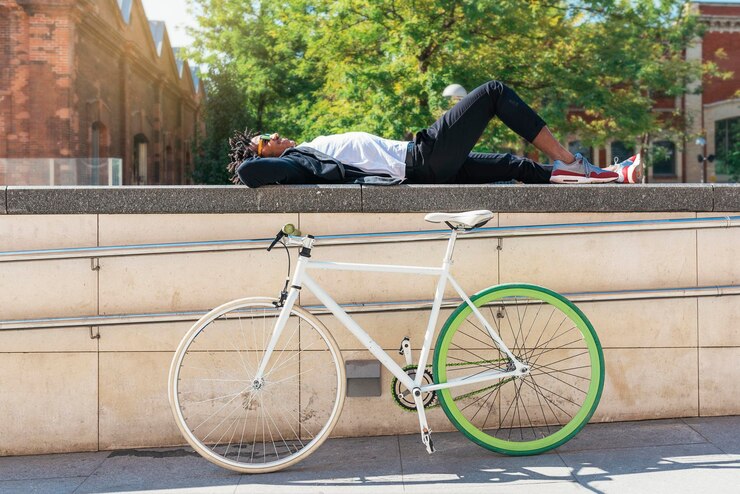 1. Reverse Bicycle Crunch