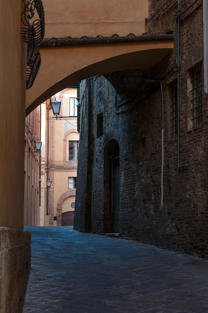 Siena straatbeeld Toscane Italië