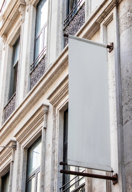 Foto cartellone mockup e modello cornice vuota per la progettazione grafica della presentazione del logo