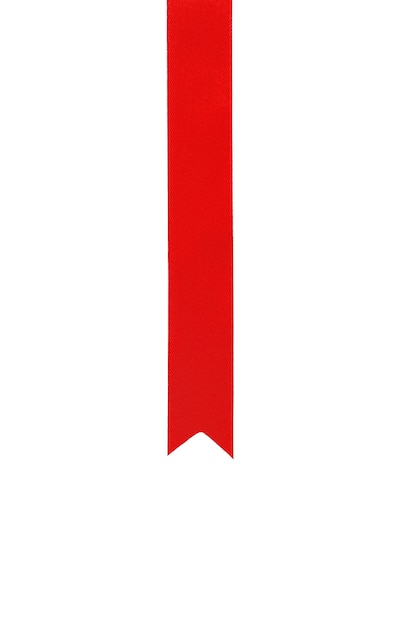 Foto nastro rosso di seta isolato su bianco