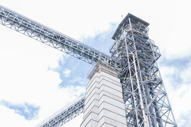 silo&#39;s en droogtorens, graanopslagplaatsen